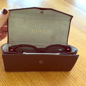 BLACK GUCCI SUNGLASSES (polarized) (authentic)